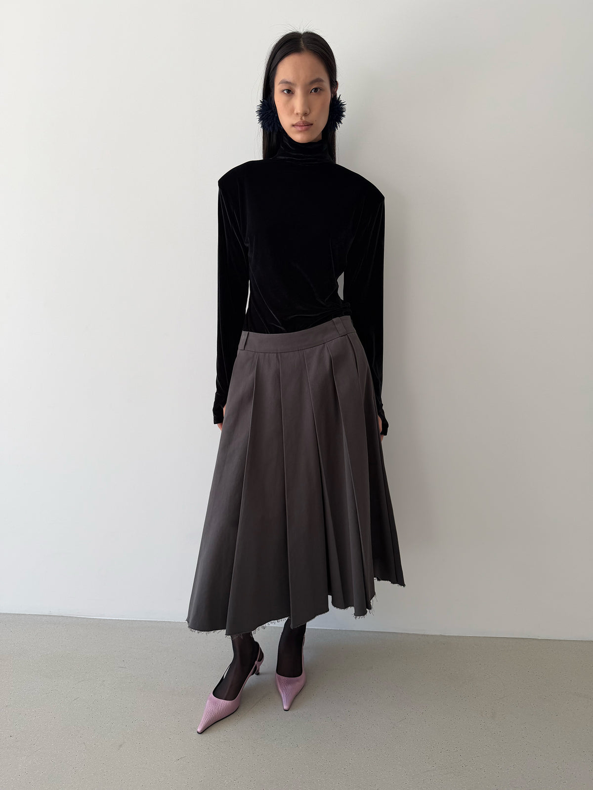 Dolce Vita High Neck Top - Anthracite