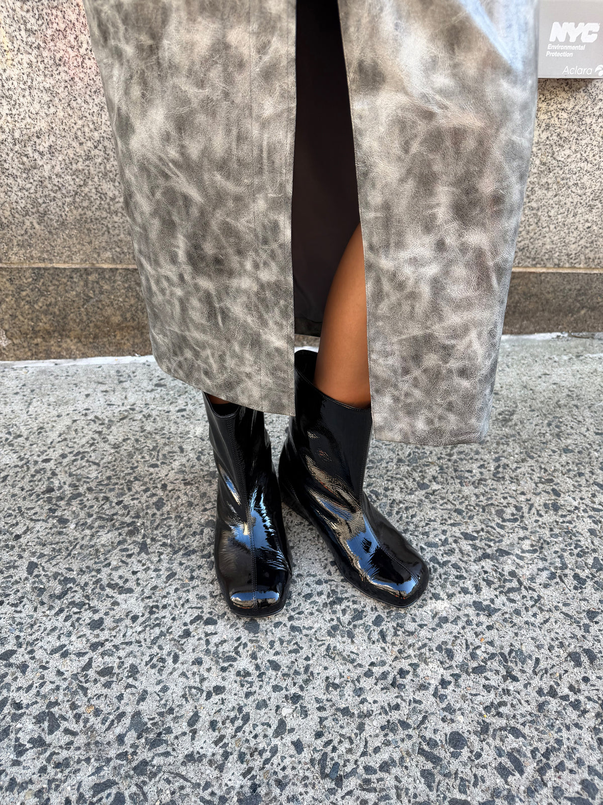 MARBLE PENCIL SKIRT - MODERN RELIC