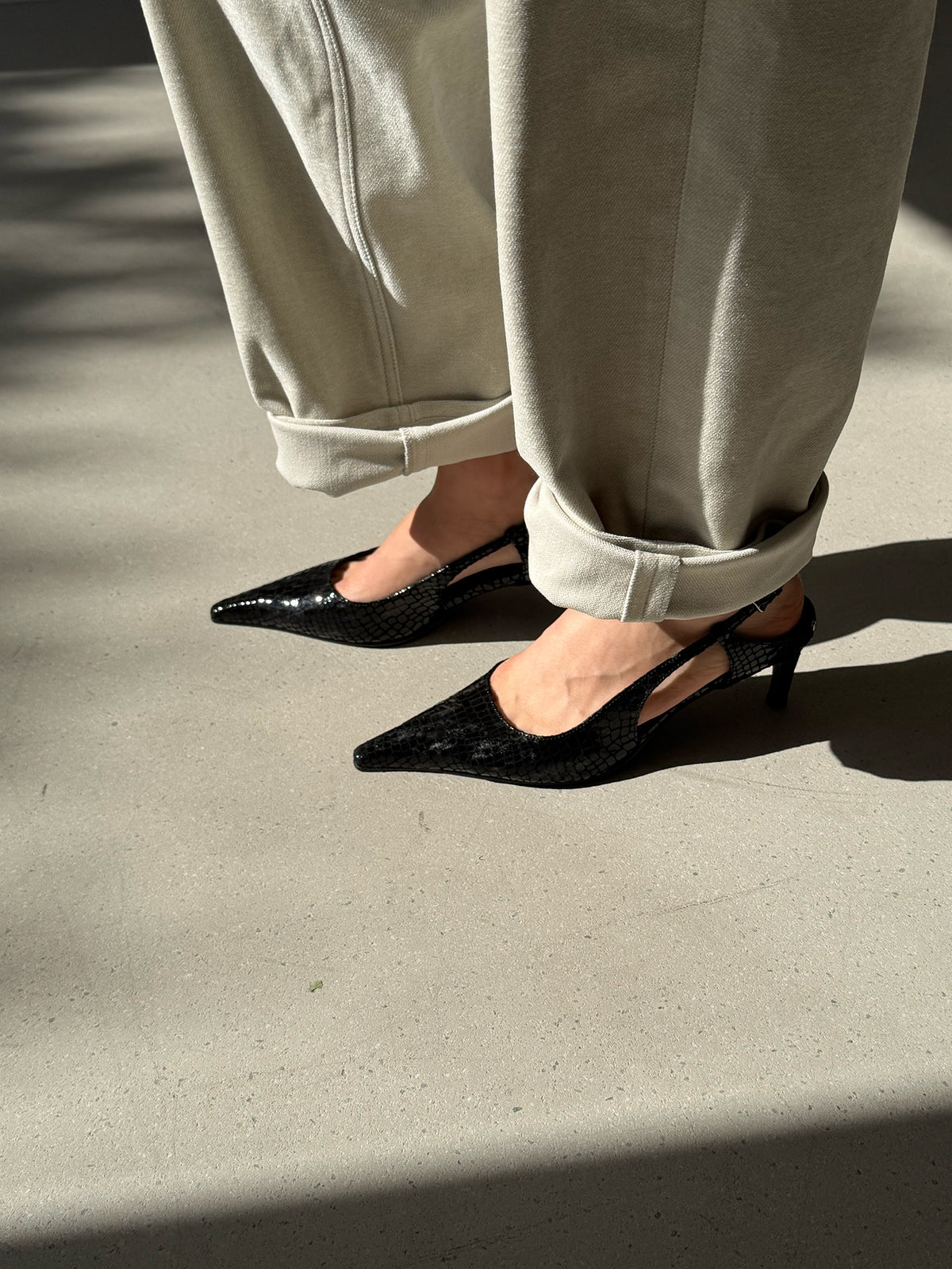 Lady Slingback Pumps - Croco Black