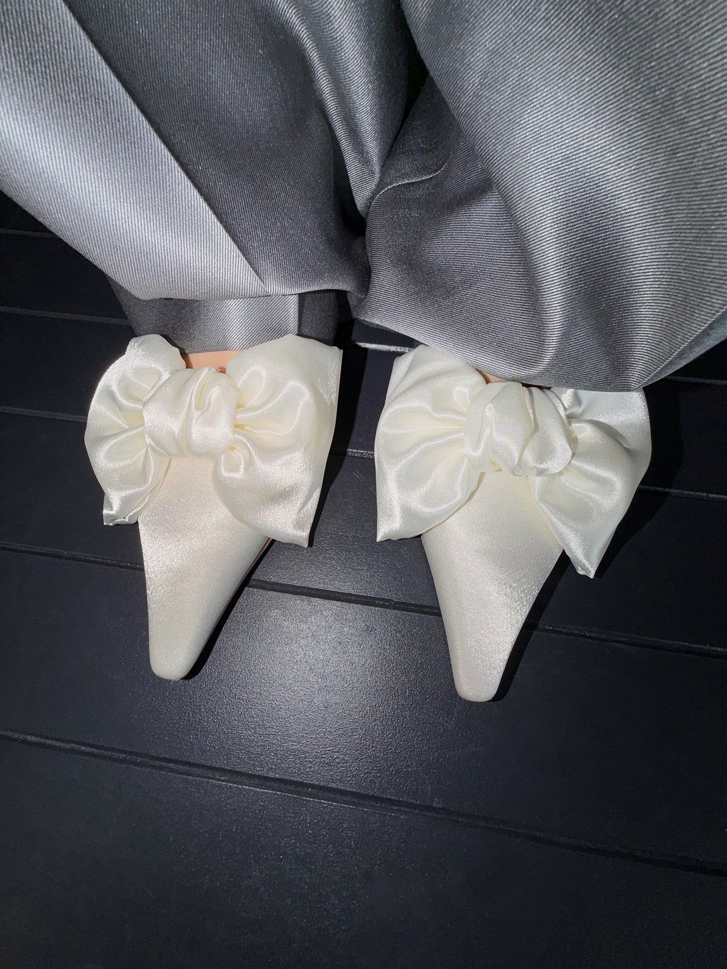 Ribbon Lace Up Pumps Satin - Ivory