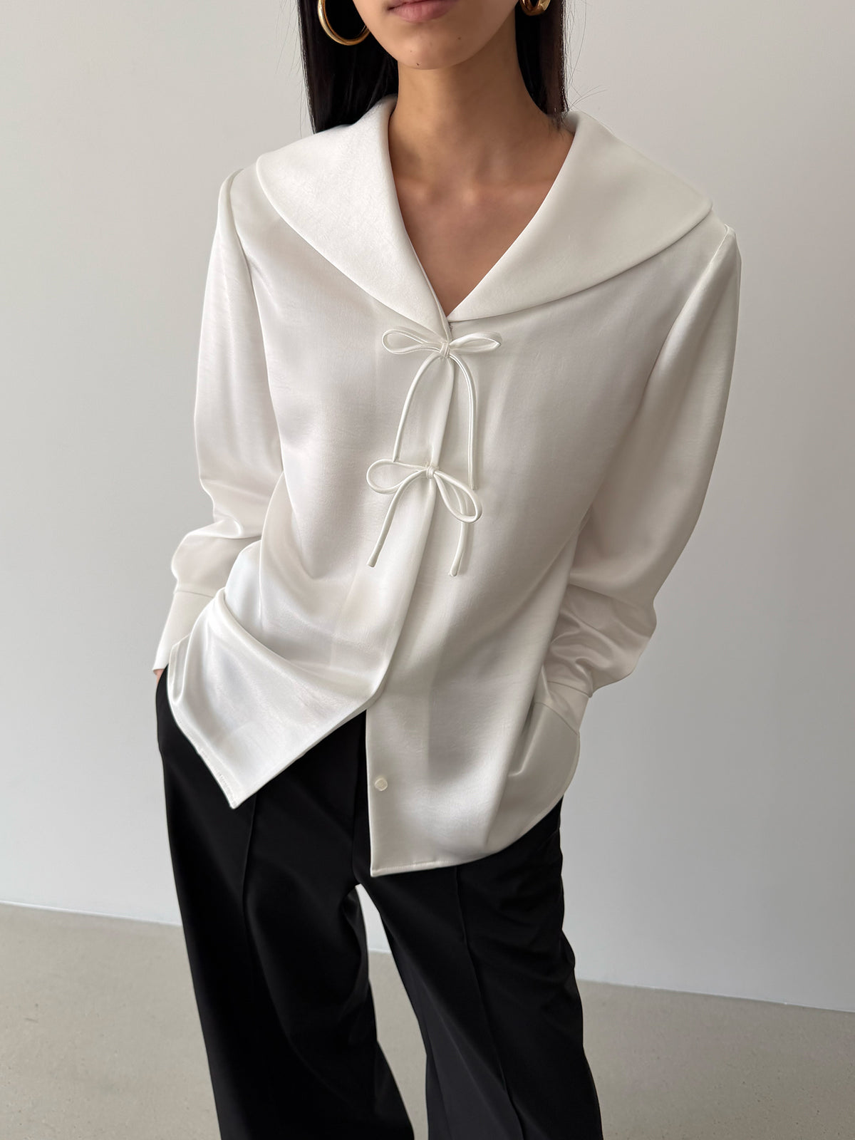 TIE MIDDY BLOUSE - SATIN IVORY