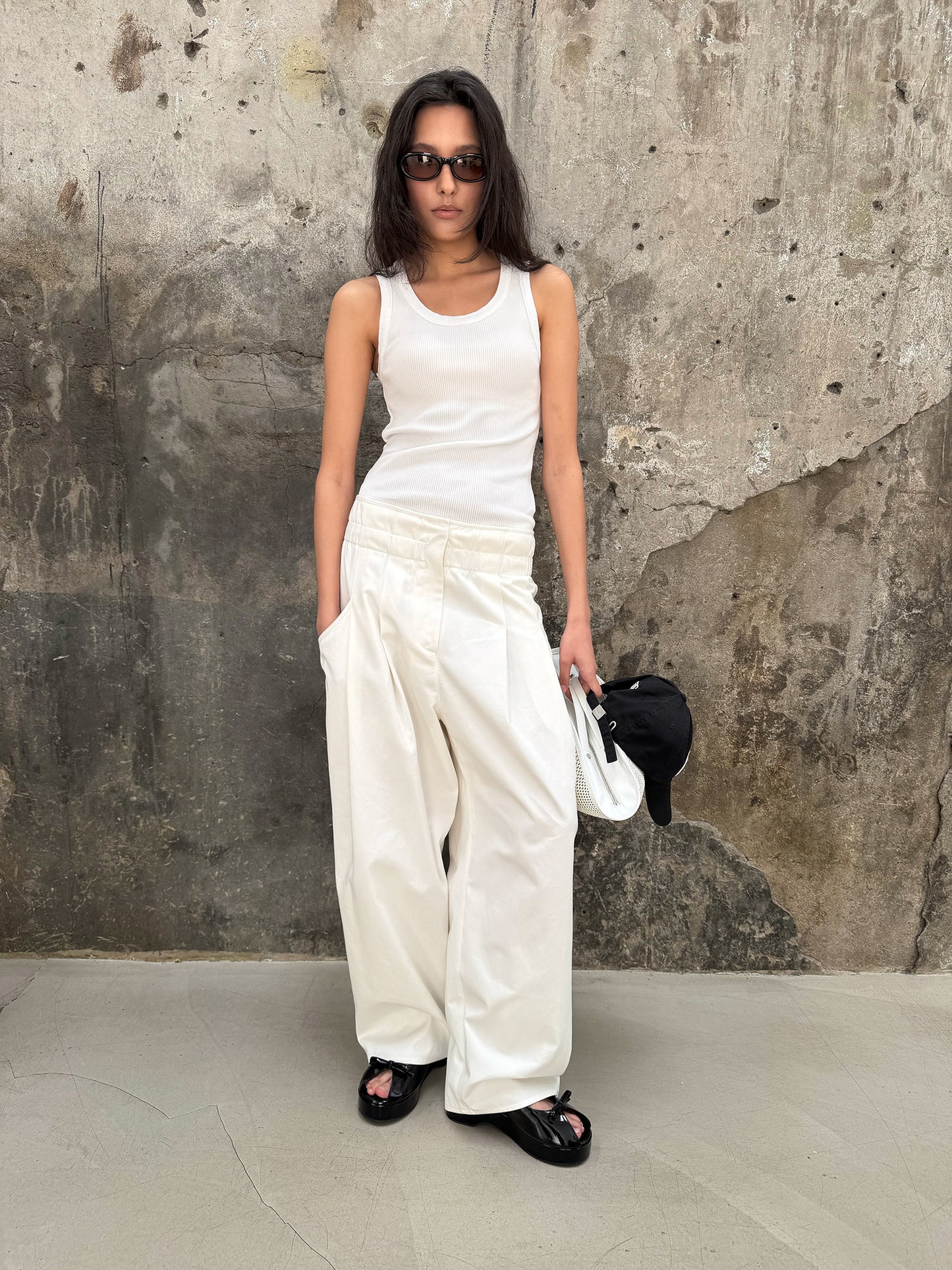 High-waisted Banding Pants - White Chocolate