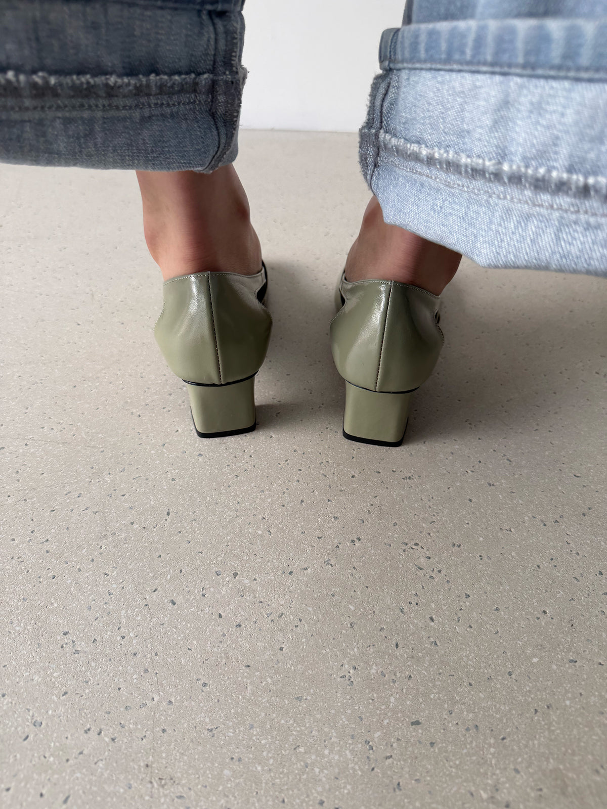 TWIGGY ROUND TOE PUMPS - SAGE