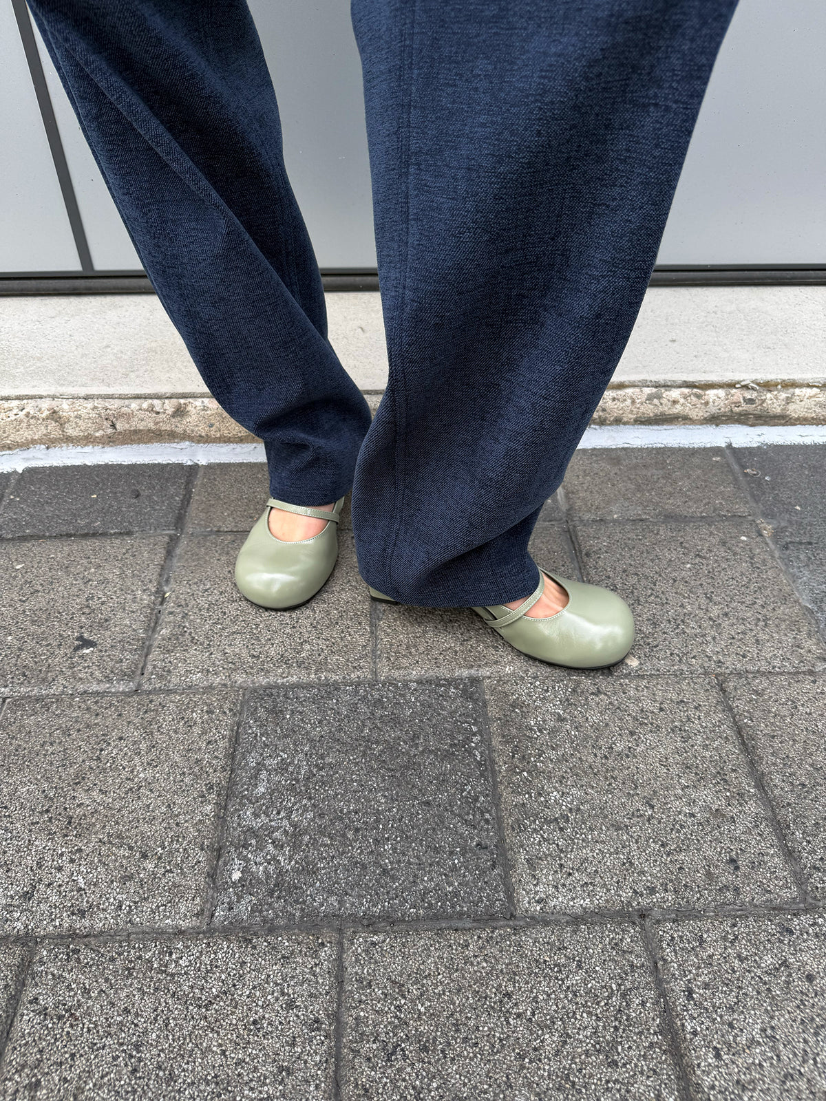 TWIGGY ROUND TOE PUMPS - SAGE