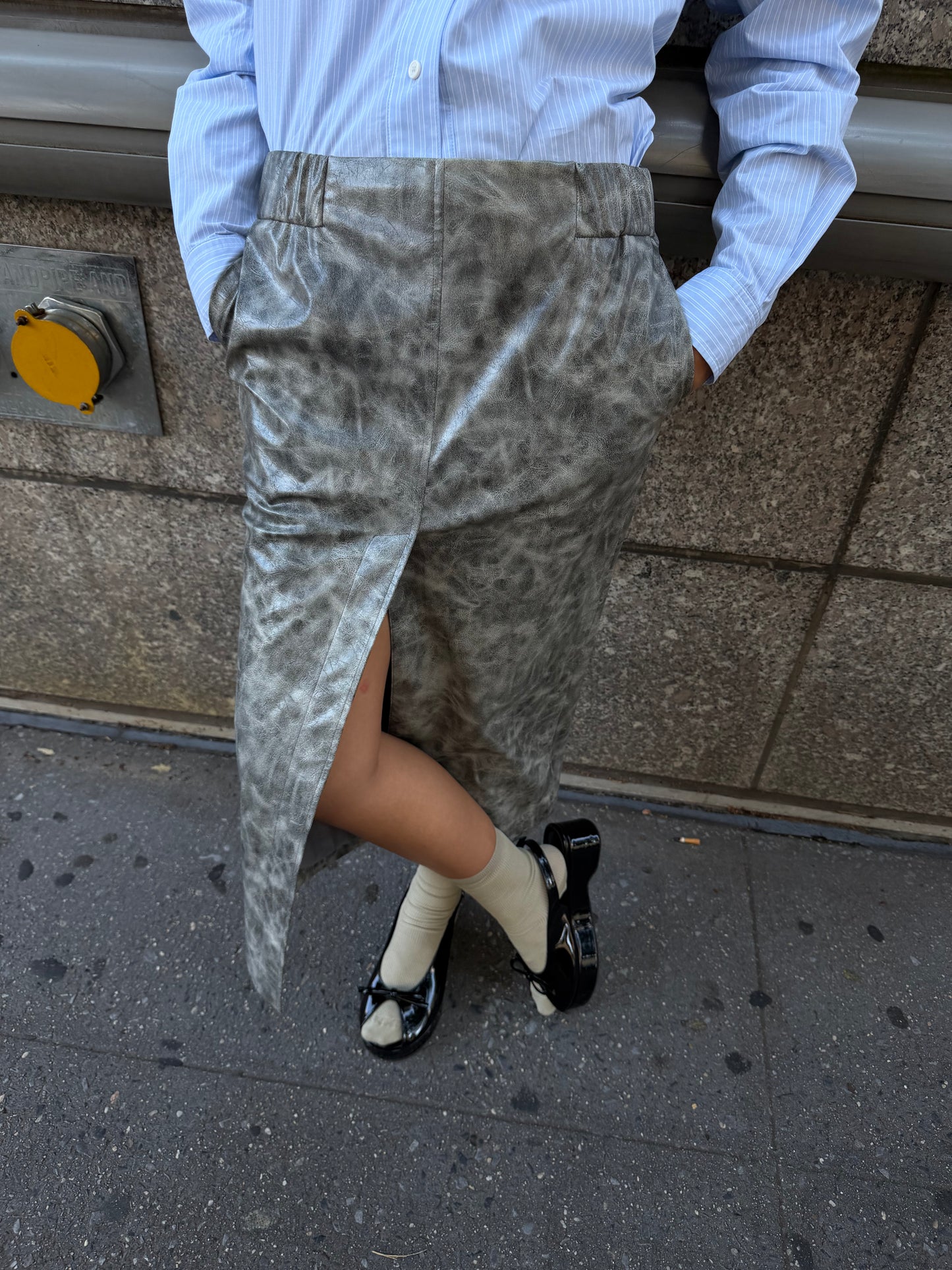 MARBLE PENCIL SKIRT - MODERN RELIC