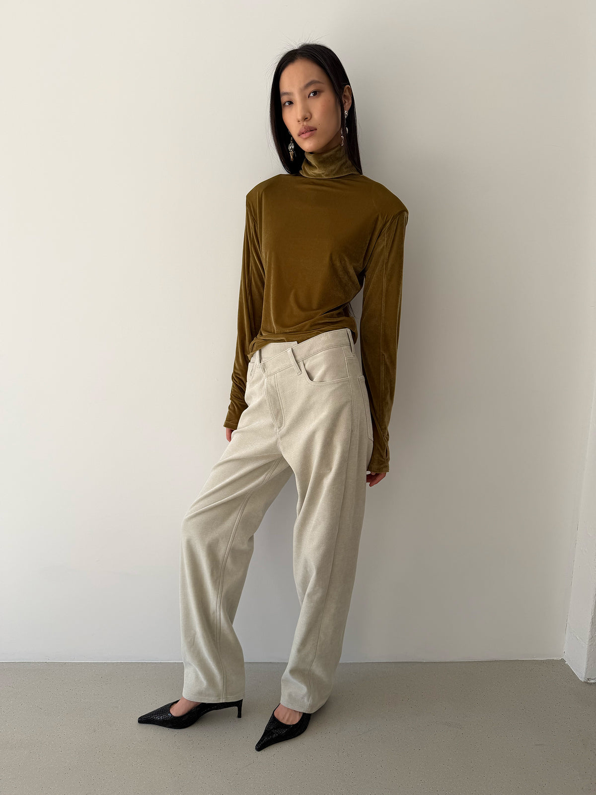 Dolce Vita High Neck Top - Antique Gold