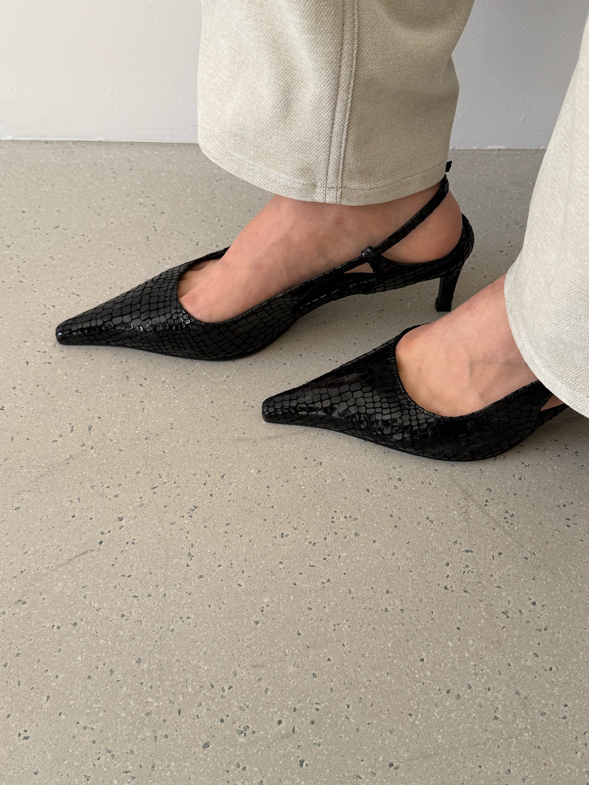 Lady Slingback Pumps - Croco Black