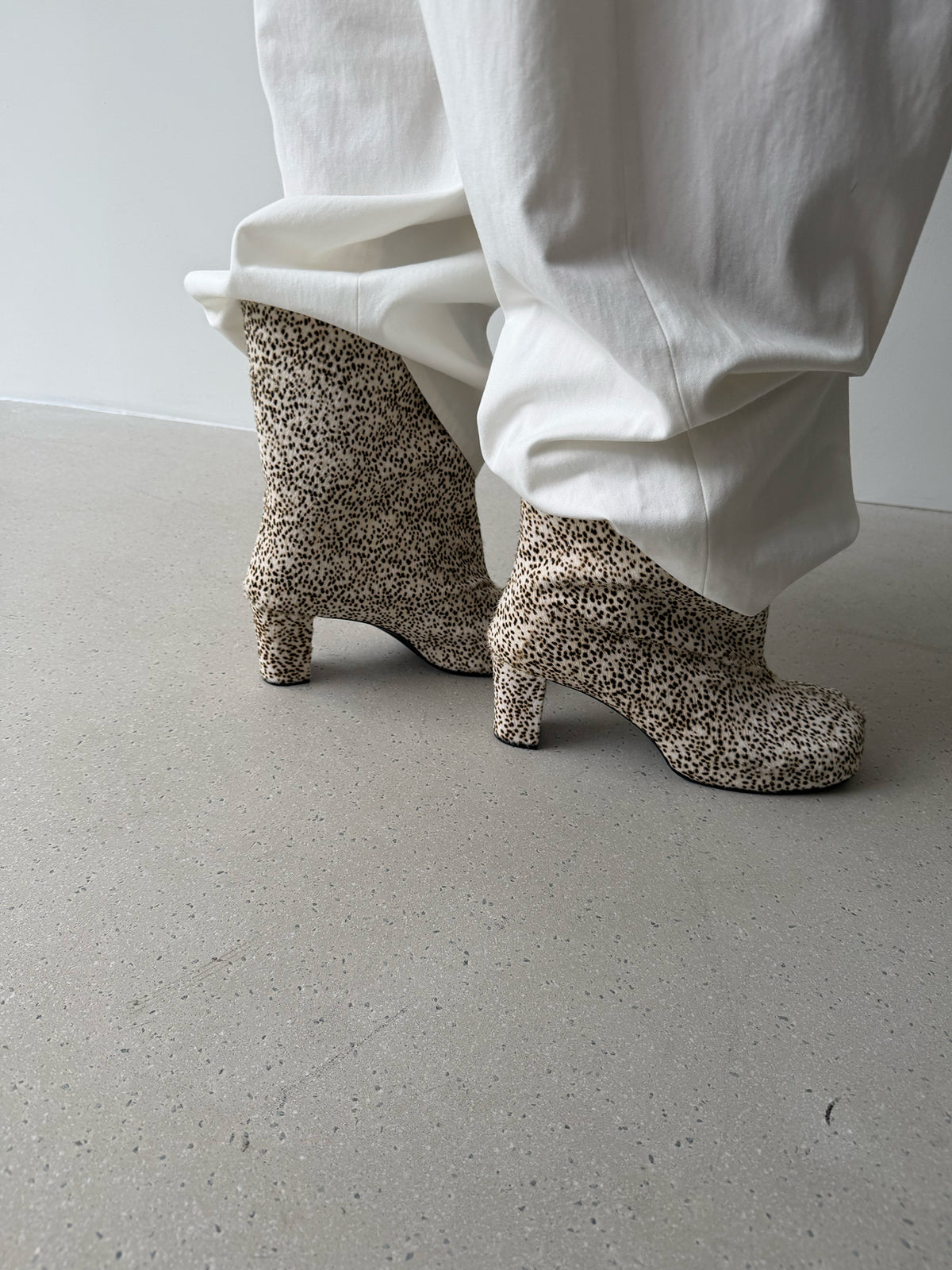Urban Wide Ankle Boots - Rodeo