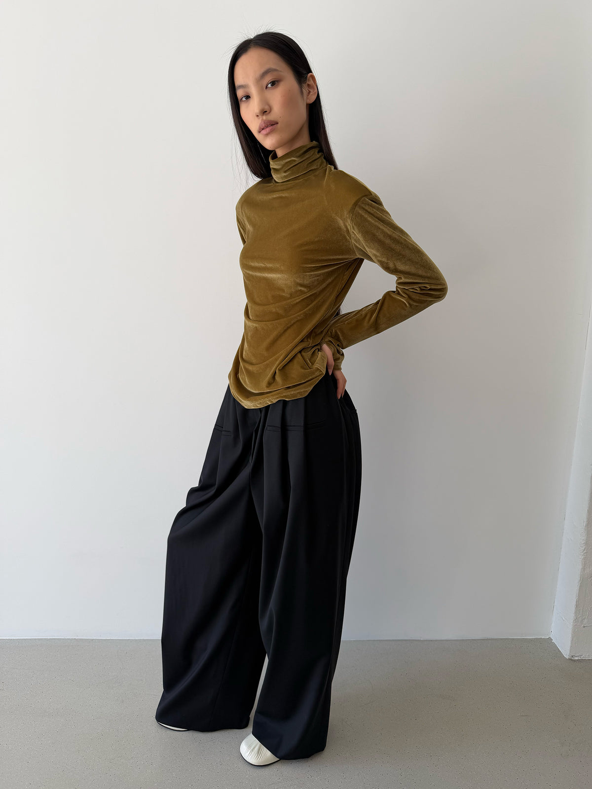 Dolce Vita High Neck Top - Antique Gold