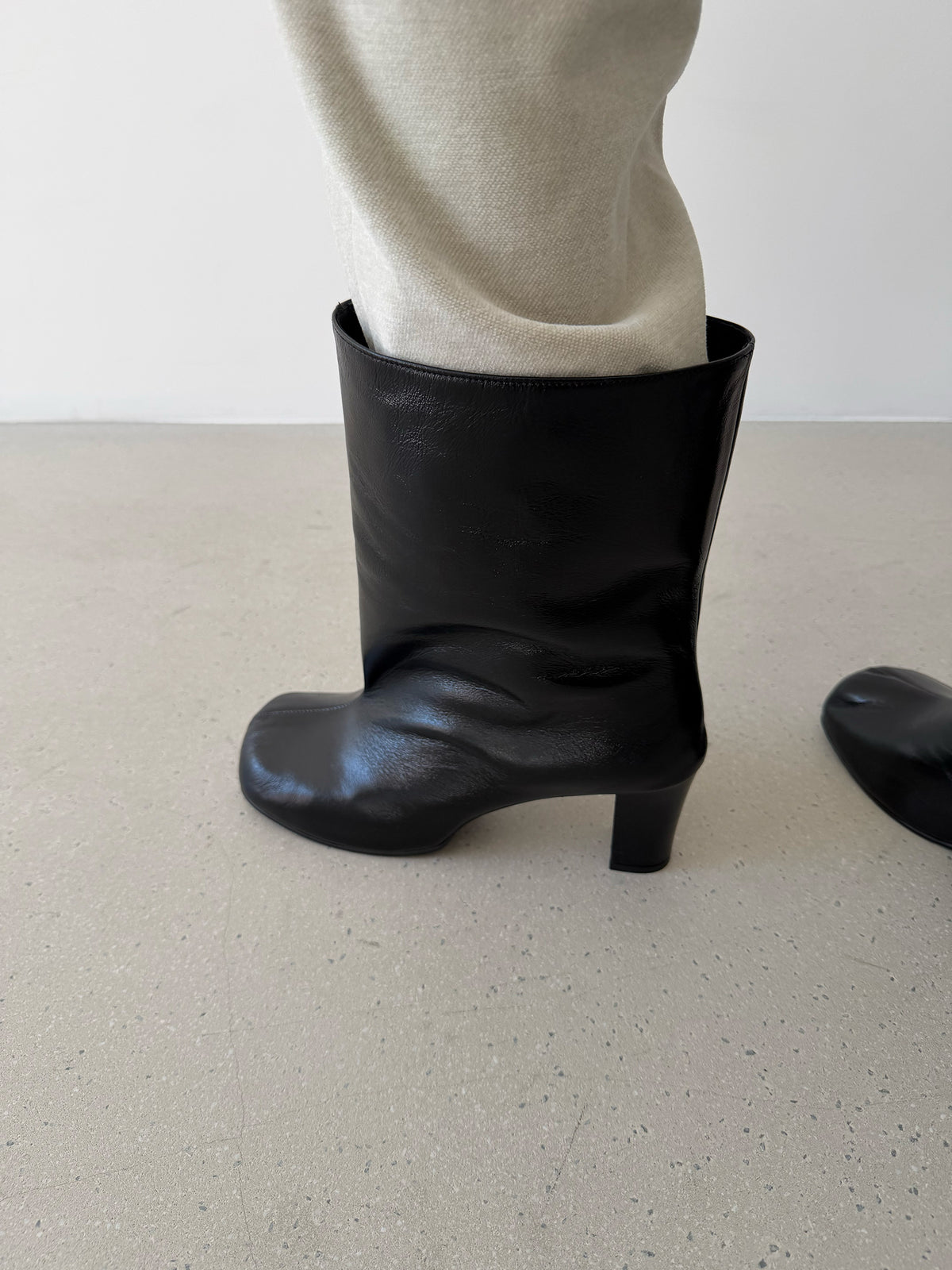 Urban Wide Ankle Boots - Black